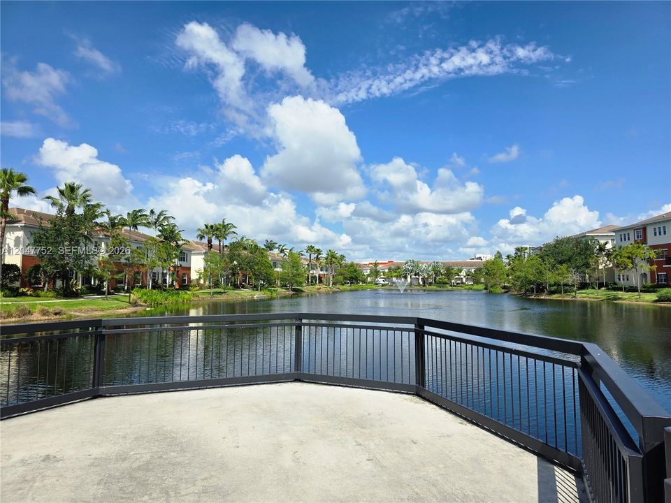 En Venta: $484,900 (3 camas, 2 baños, 2036 Pies cuadrados)