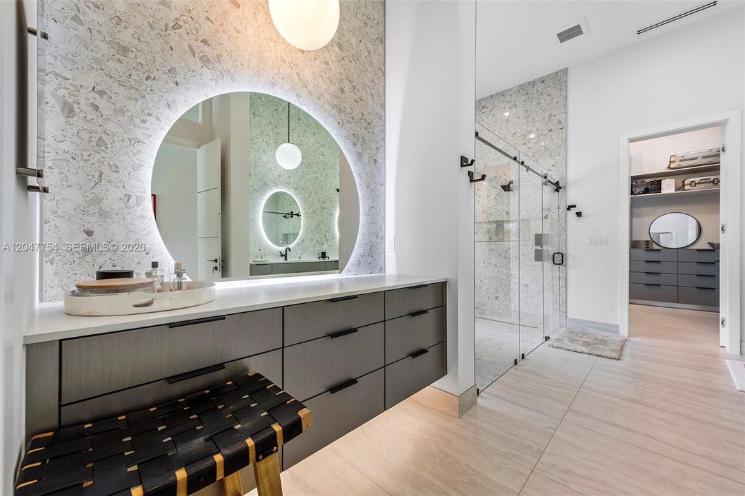 Active With Contract: $6,950,000 (3 beds, 4 baths, 3122 Square Feet)