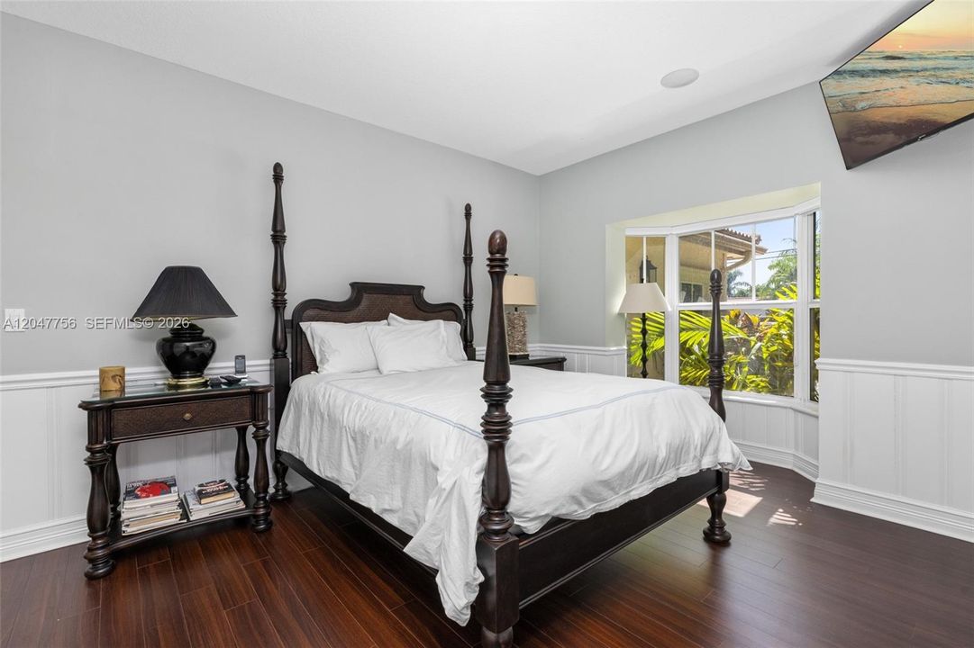 En Venta: $4,499,000 (3 camas, 4 baños, 3315 Pies cuadrados)