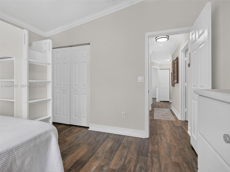 For Rent: $4,150 (4 beds, 2 baths, 1990 Square Feet)