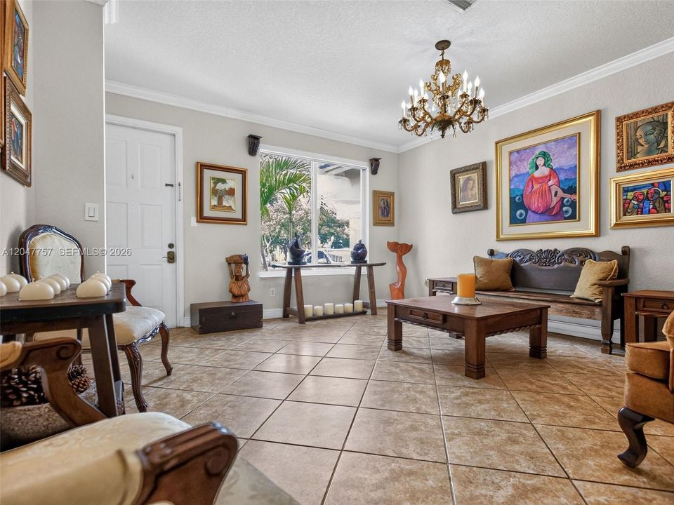 For Rent: $4,150 (4 beds, 2 baths, 1990 Square Feet)