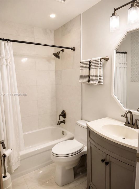 For Rent: $3,900 (4 beds, 2 baths, 1517 Square Feet)