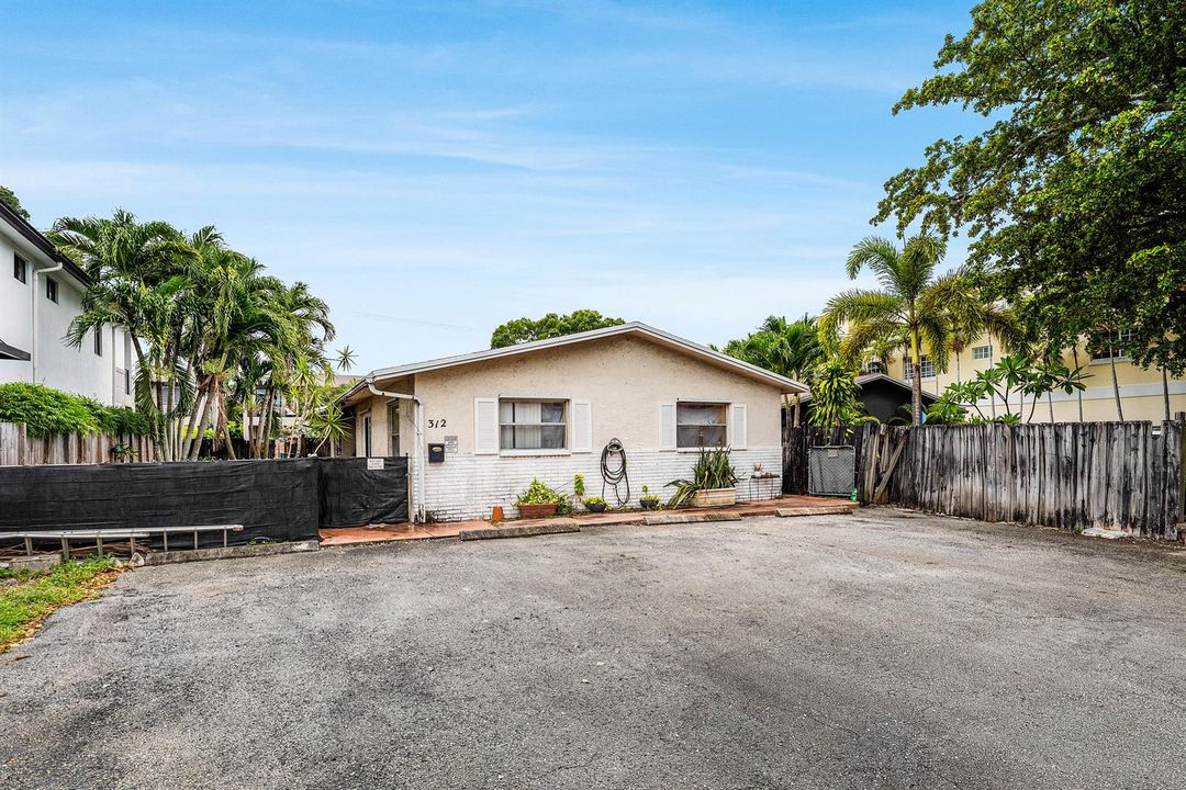 002-312Southwest9thStreet-FortLauderdale