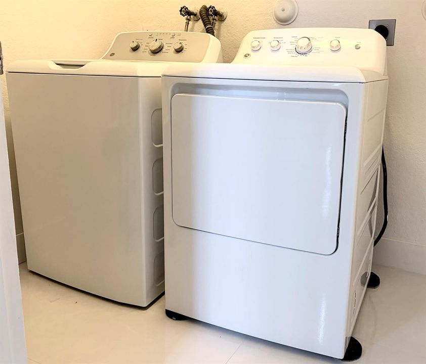 washer & dryer