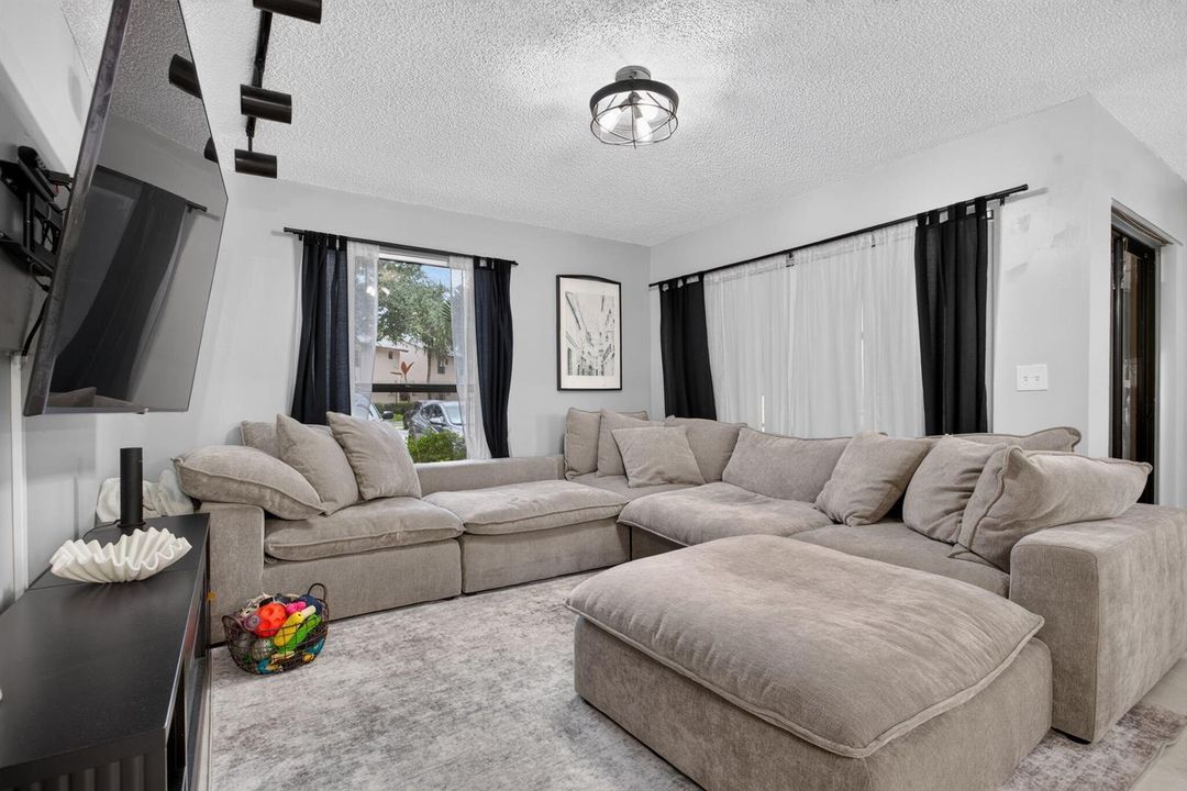 13-web-or-mls-3331 -4706