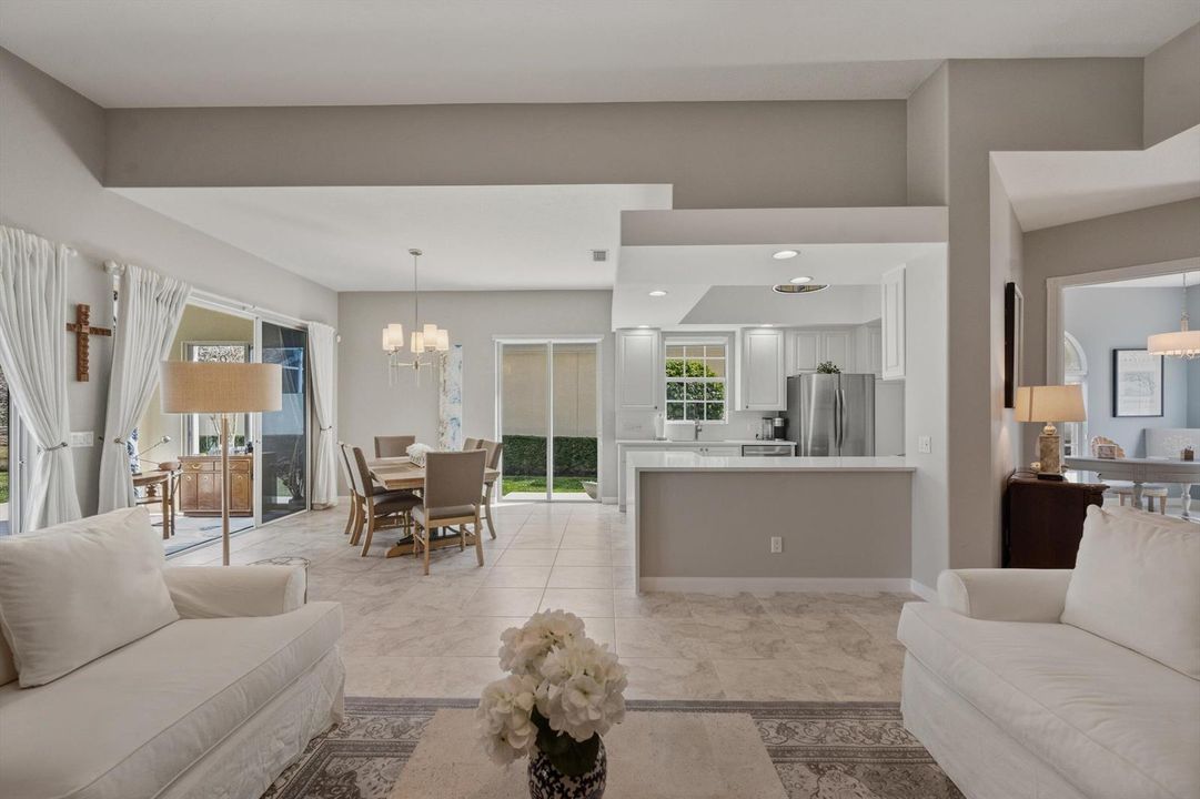Open Kitchen