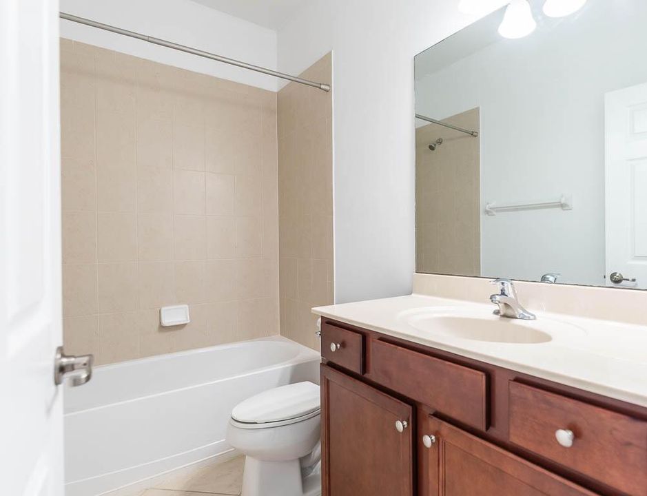 20251004-10283 Wellington Parc Drive-003