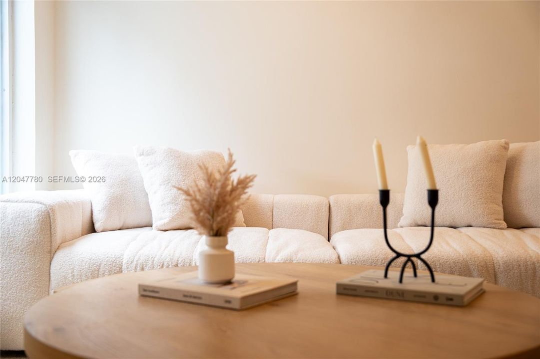 For Sale: $599,000 (3 beds, 2 baths, 1248 Square Feet)