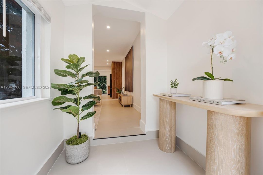 For Sale: $599,000 (3 beds, 2 baths, 1248 Square Feet)