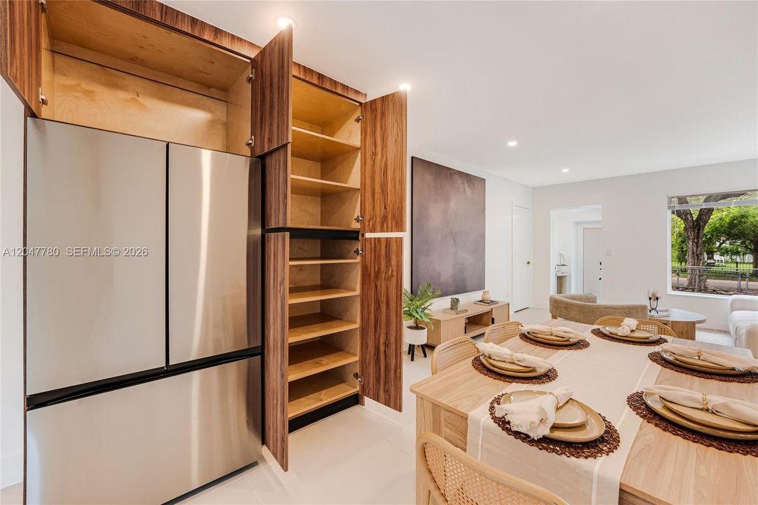 For Sale: $599,000 (3 beds, 2 baths, 1248 Square Feet)