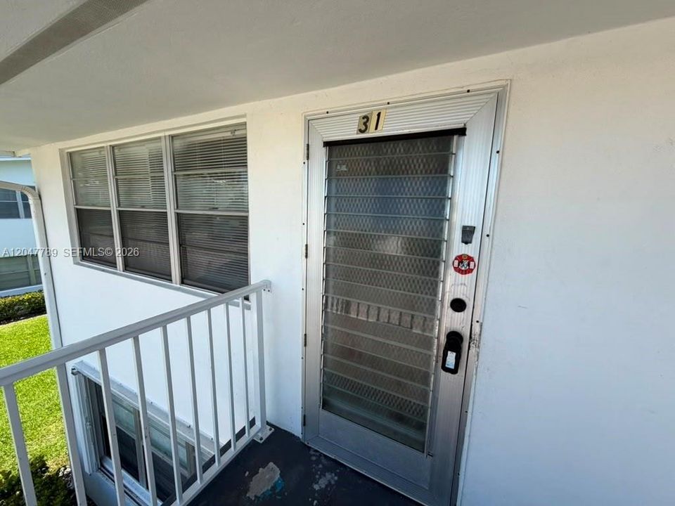 Recently Rented: $1,450 (1 beds, 1 baths, 792 Square Feet)