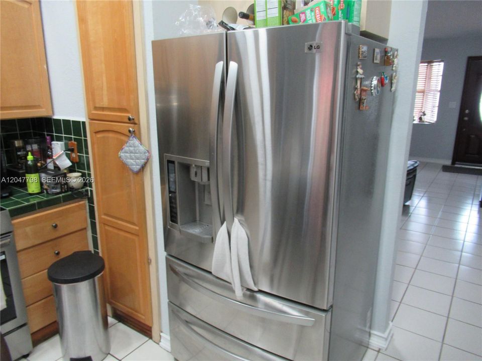 Stainless steel refrigerator  3 yrs old