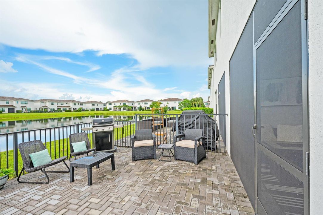 33-web-or-mls-8697-corvus-dr