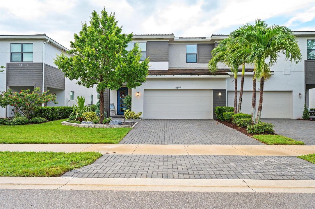 5-web-or-mls-8697-corvus-dr