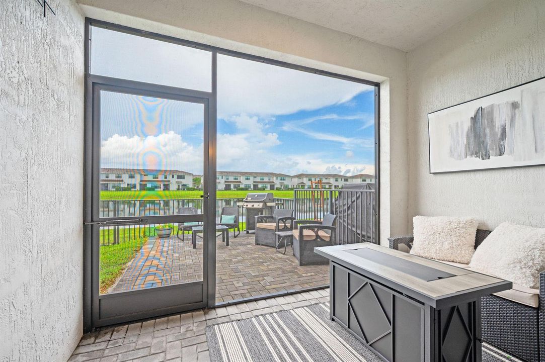 31-web-or-mls-8697-corvus-dr