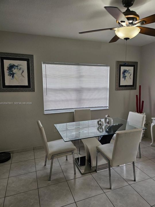 For Rent: $3,100 (3 beds, 1 baths, 1500 Square Feet)