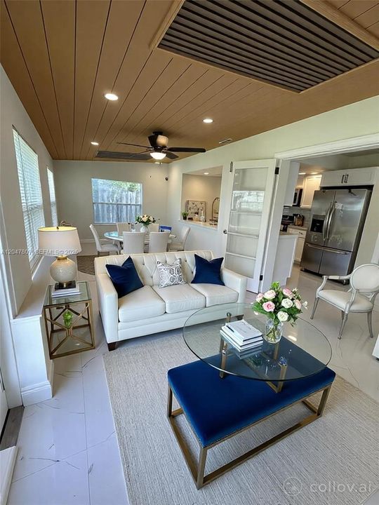 En Venta: $539,900 (2 camas, 2 baños, 1122 Pies cuadrados)