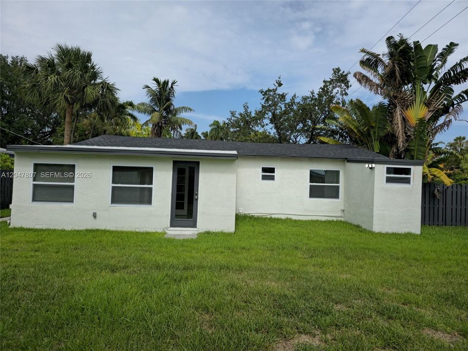 En Venta: $539,900 (2 camas, 2 baños, 1122 Pies cuadrados)
