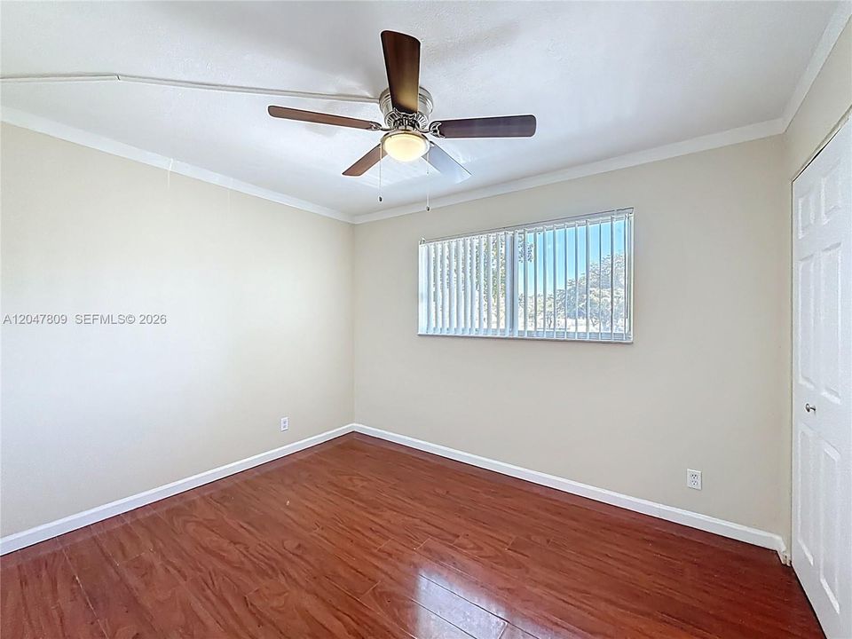 For Rent: $2,000 (2 beds, 2 baths, 832 Square Feet)