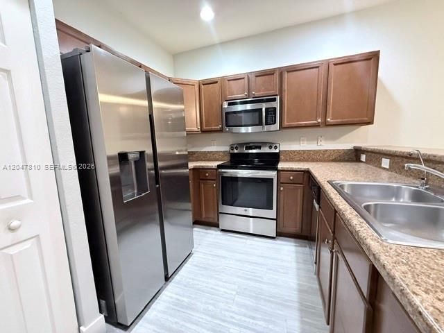 В аренду: $2,700 (3 спален, 2 ванн, 1402 Квадратных фут)