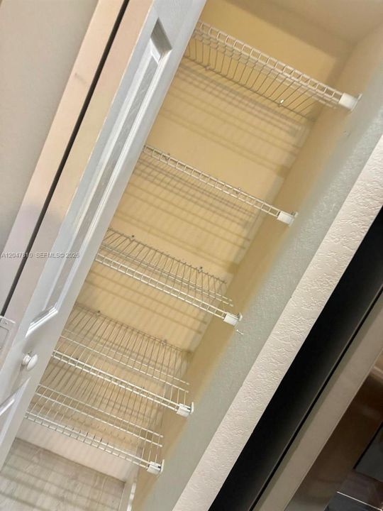 В аренду: $2,700 (3 спален, 2 ванн, 1402 Квадратных фут)