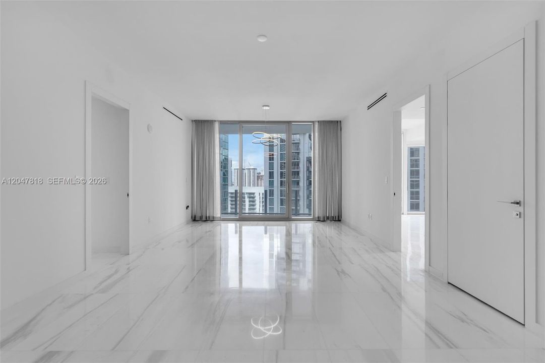For Sale: $1,699,000 (2 beds, 2 baths, 1437 Square Feet)