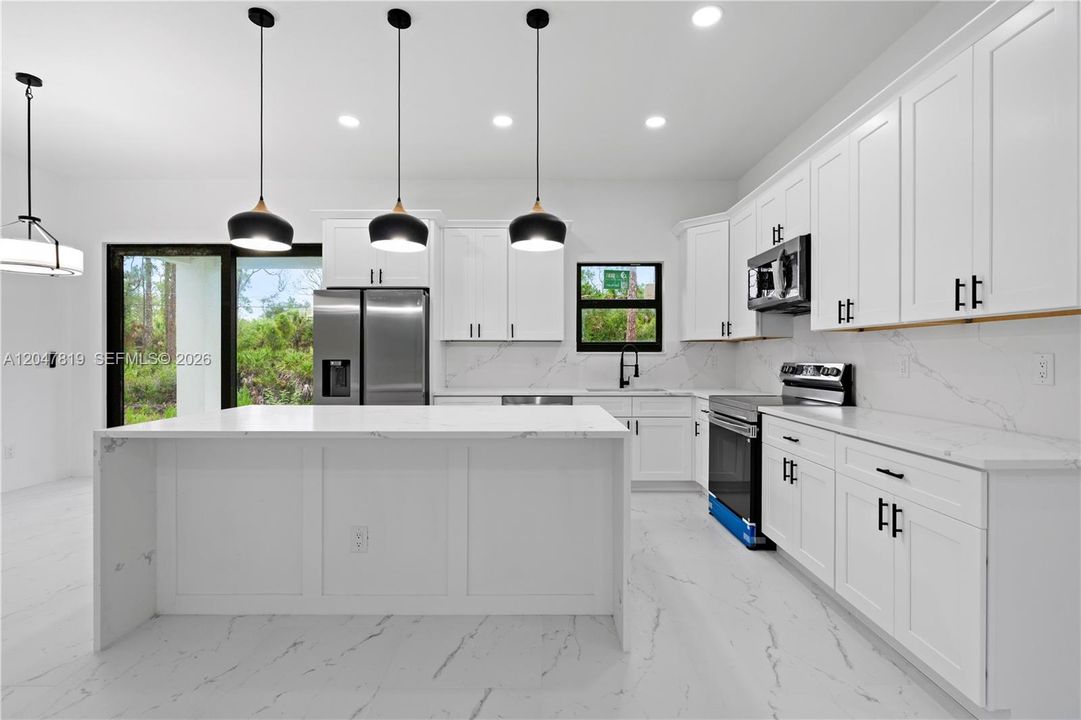 En Venta: $420,000 (3 camas, 2 baños, 0 Pies cuadrados)