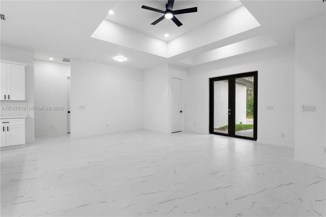 En Venta: $420,000 (3 camas, 2 baños, 0 Pies cuadrados)