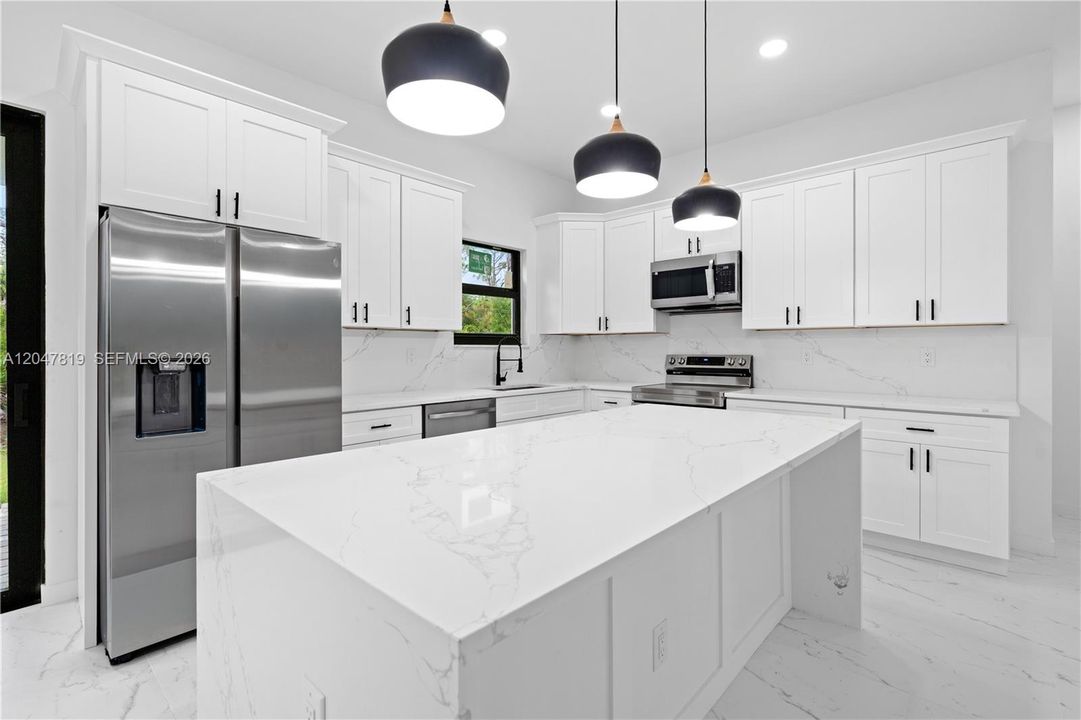 En Venta: $420,000 (3 camas, 2 baños, 0 Pies cuadrados)