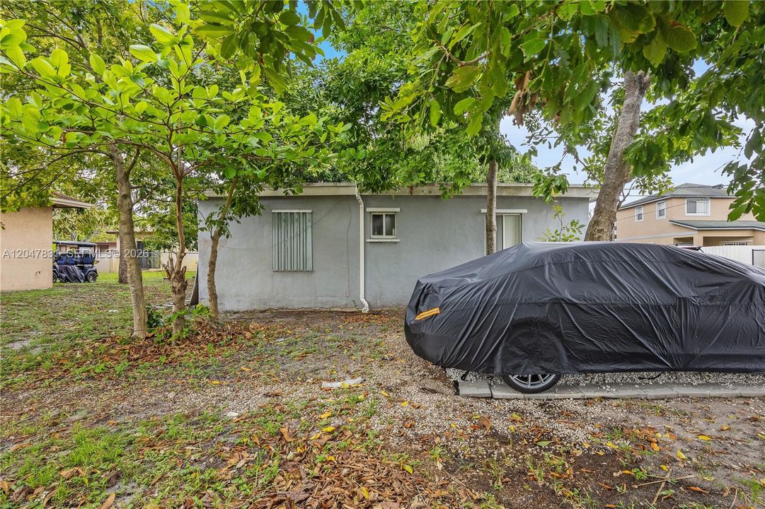 En Venta: $245,000 (2 camas, 1 baños, 832 Pies cuadrados)
