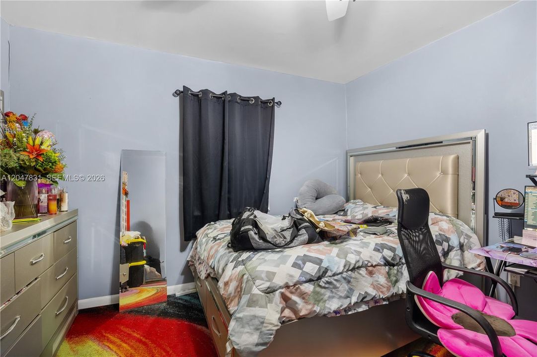 En Venta: $245,000 (2 camas, 1 baños, 832 Pies cuadrados)