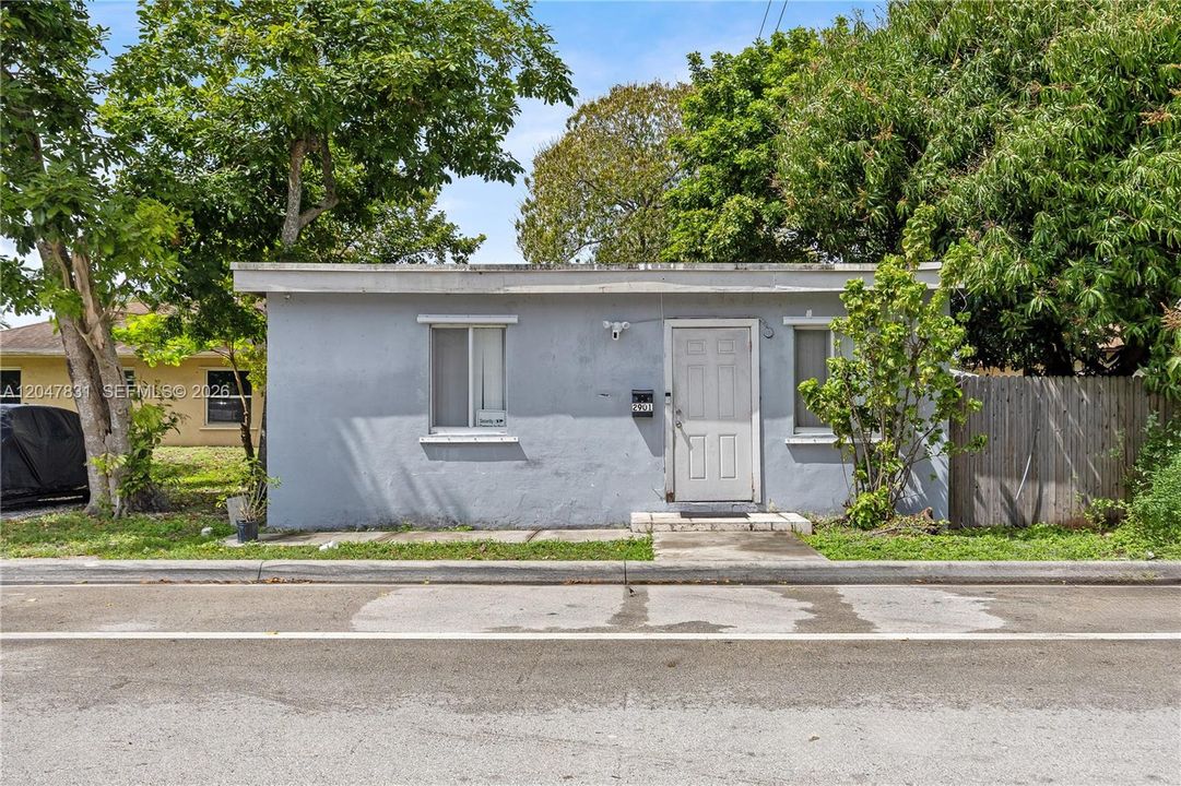 En Venta: $245,000 (2 camas, 1 baños, 832 Pies cuadrados)