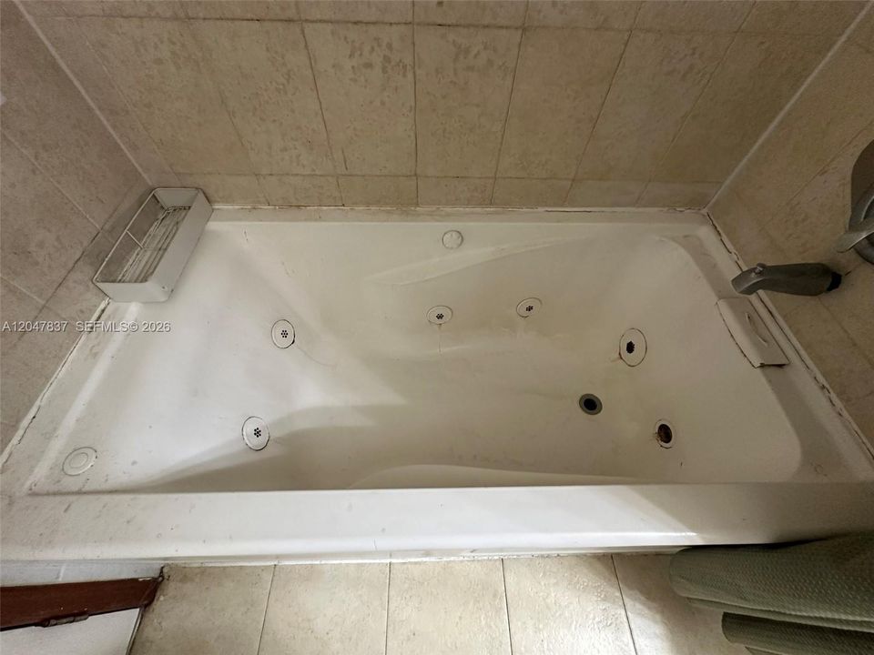 В аренду: $2,400 (2 спален, 2 ванн, 1128 Квадратных фут)