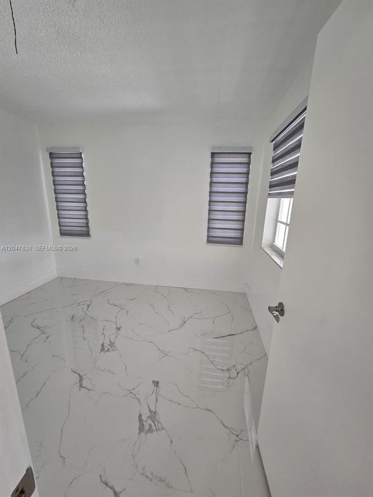 For Sale: $824,990 (6 beds, 4 baths, 1630 Square Feet)