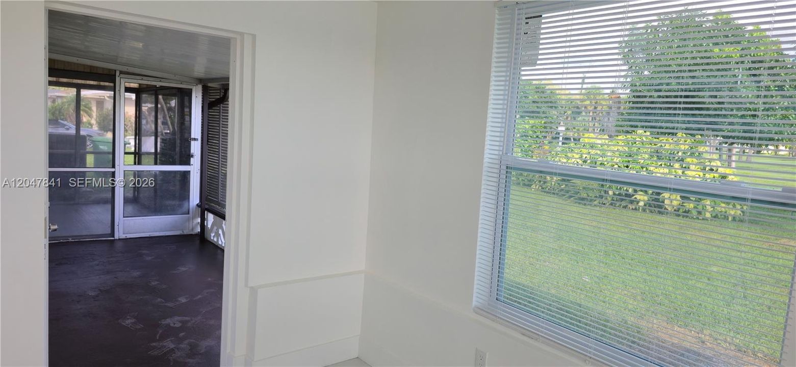 For Sale: $424,900 (2 beds, 2 baths, 1378 Square Feet)
