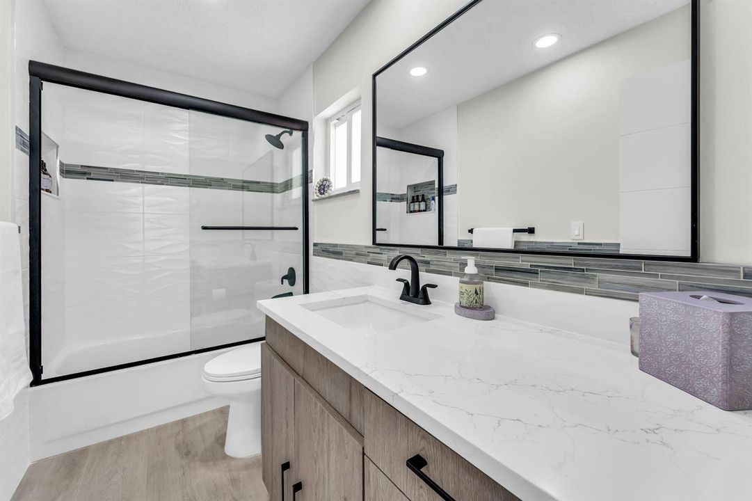 37-web-or-mls-DON08135