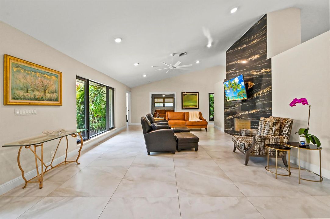 08 Living room 01