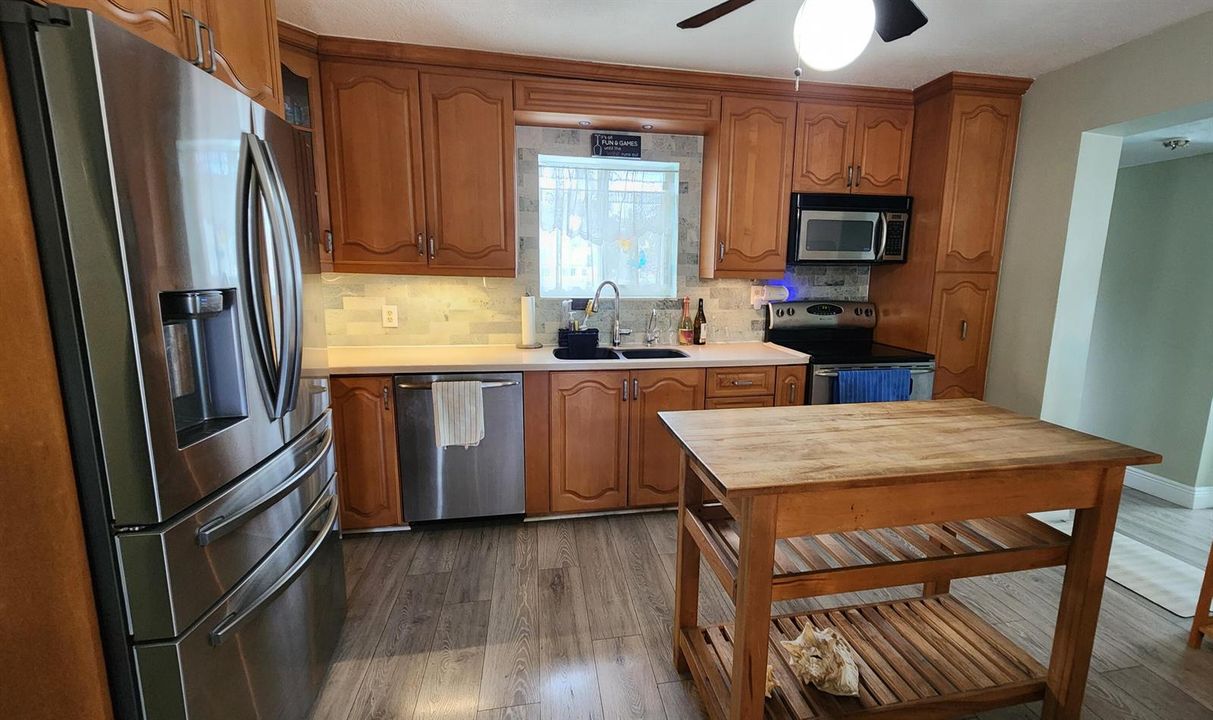 Large kitchen area