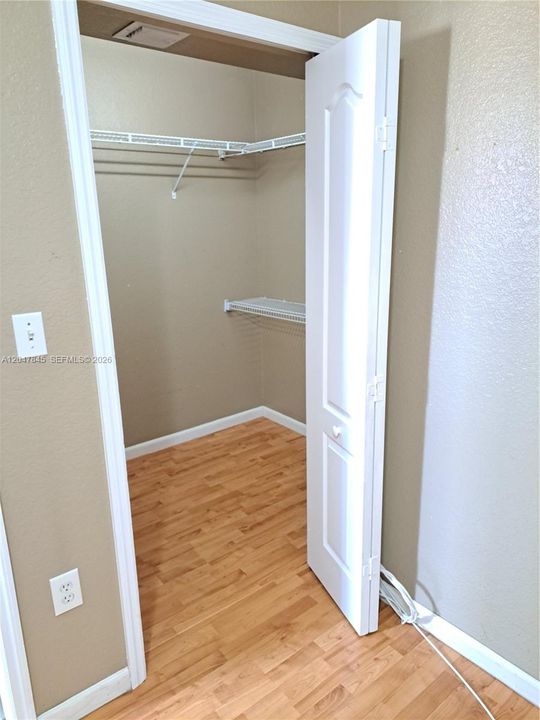For Rent: $2,600 (2 beds, 2 baths, 1106 Square Feet)