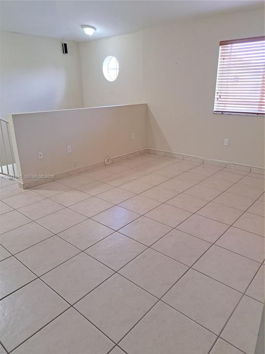 For Rent: $2,600 (2 beds, 2 baths, 1106 Square Feet)