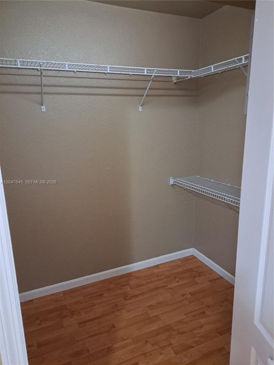 For Rent: $2,600 (2 beds, 2 baths, 1106 Square Feet)