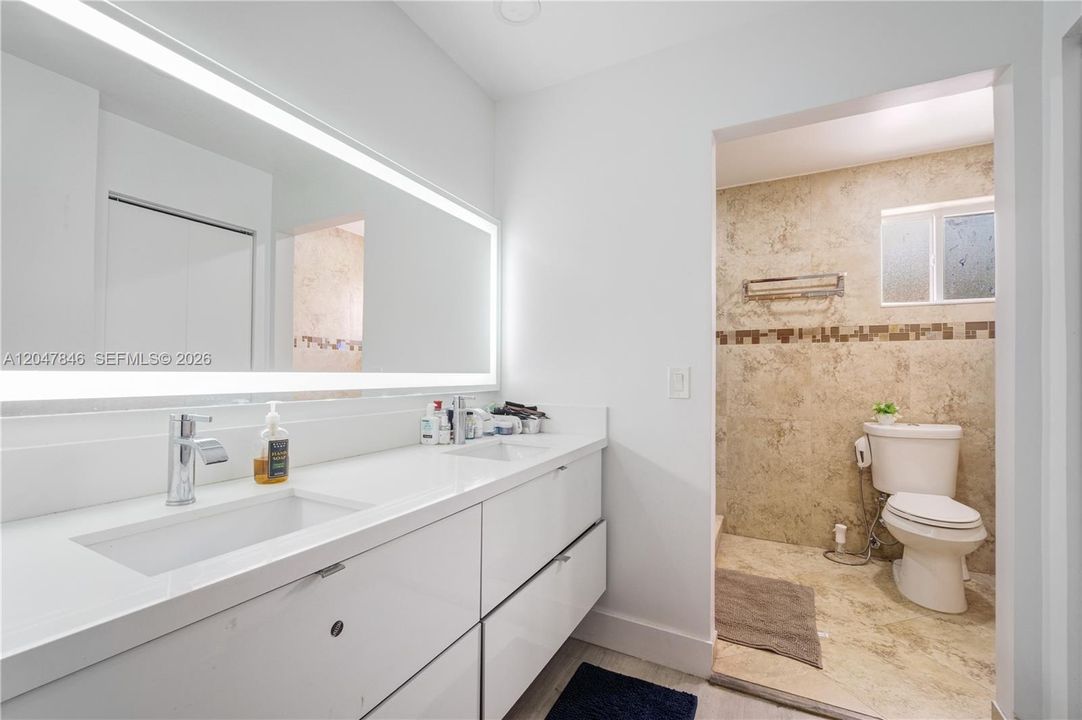For Sale: $645,000 (3 beds, 3 baths, 1625 Square Feet)