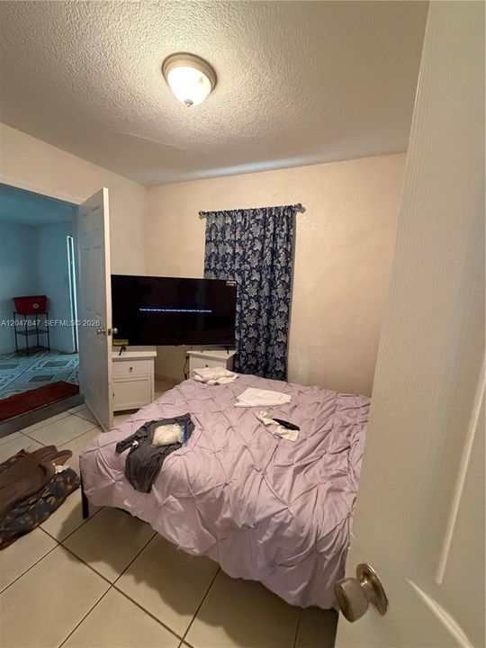 For Sale: $465,000 (3 beds, 2 baths, 1044 Square Feet)