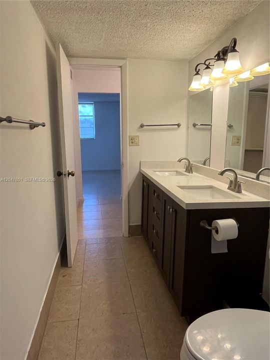 En Renta: $1,950 (2 camas, 2 baños, 1260 Pies cuadrados)