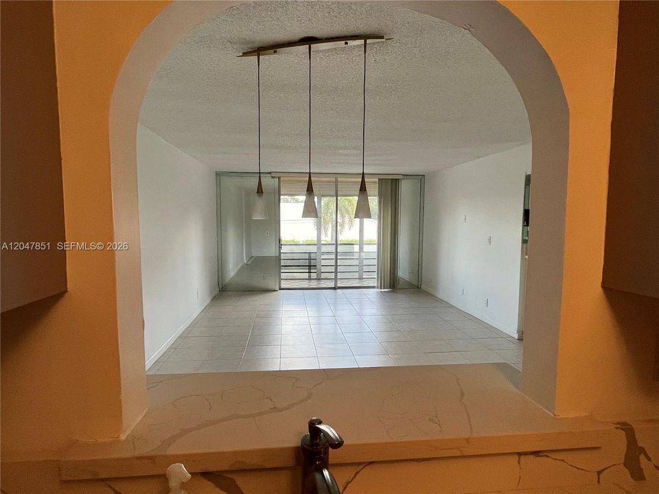 En Renta: $1,950 (2 camas, 2 baños, 1260 Pies cuadrados)