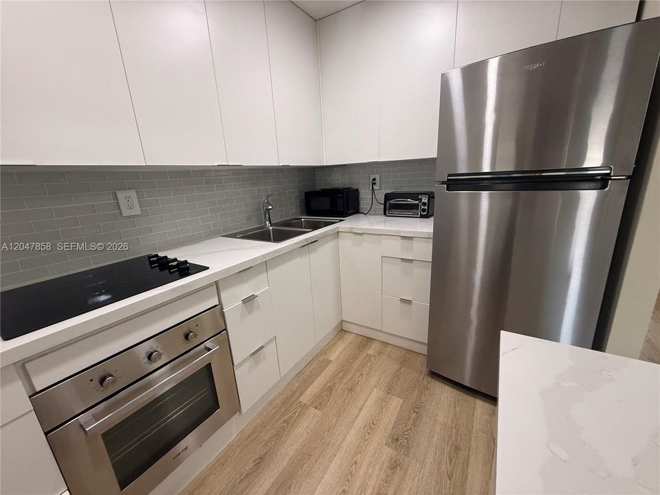 На продажу: $65,000 (1 спален, 1 ванн, 590 Квадратных фут)