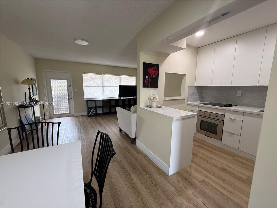 Dining Kitchen