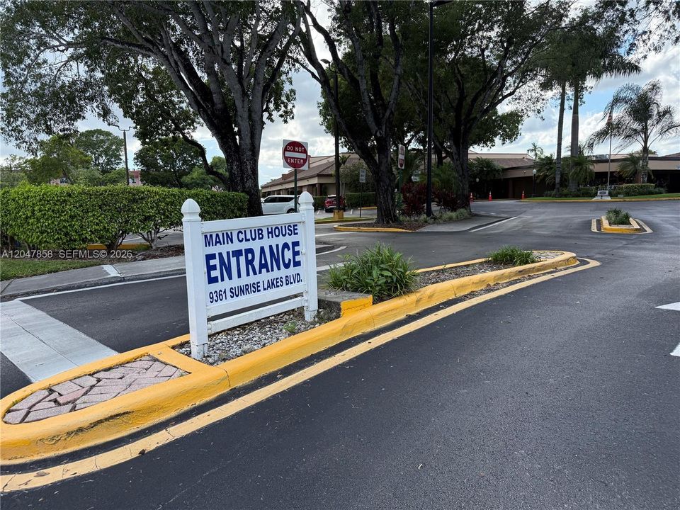 Main Clubhouse Entrance Road