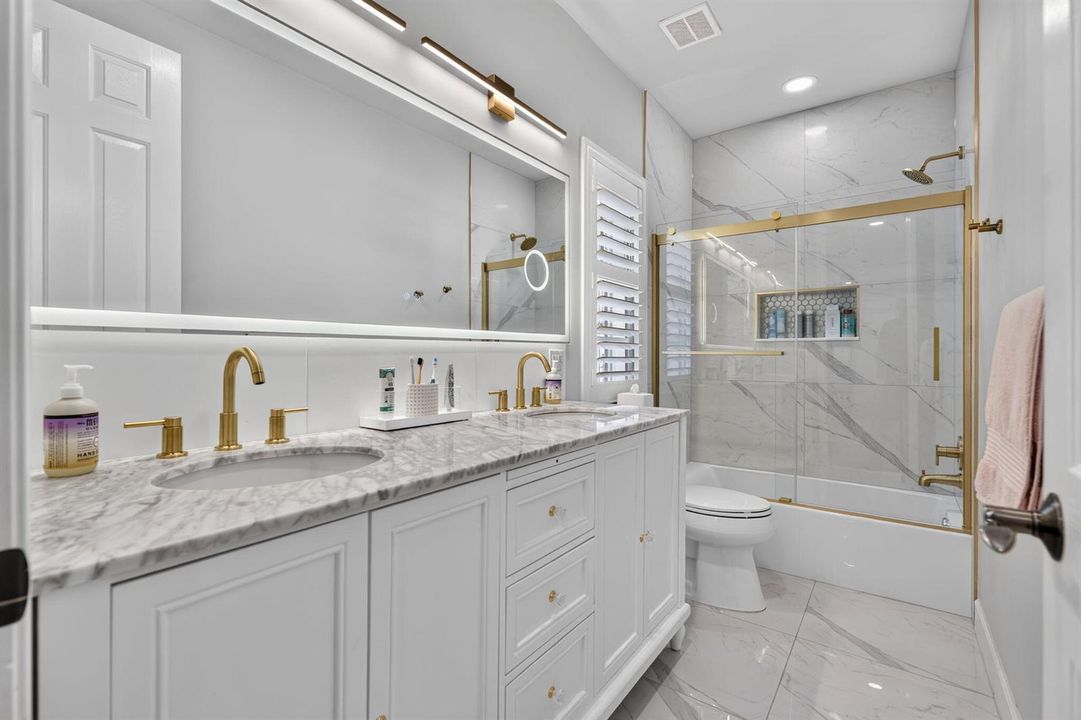 Full Bath - 2nd Floor