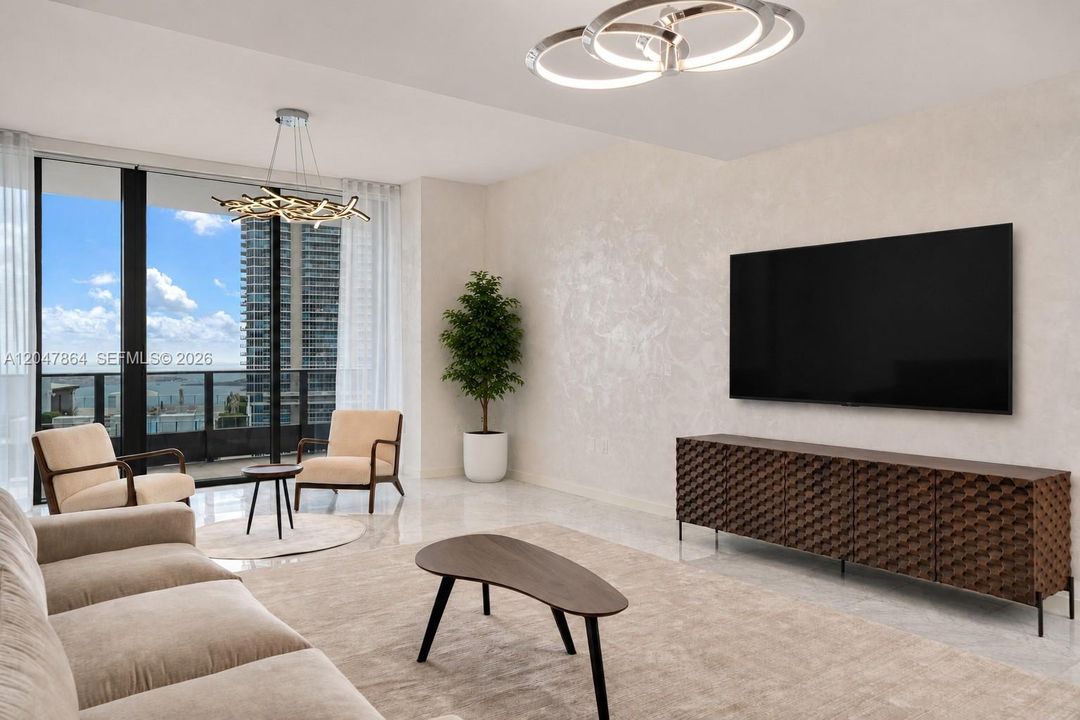 For Rent: $16,000 (3 beds, 3 baths, 2211 Square Feet)